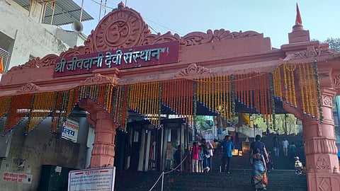 जीवदानी मंदिर, वसई, पालघर.