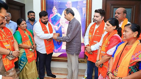 उद्धव बाळासाहेब ठाकरे पक्षात प्रवेश