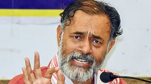 योगेंद्र यादव यांच्या विचार सभेत वंचित बहुजन आघाडीच्या कार्यकर्त्यांची जोरदार घोषणाबाजी 