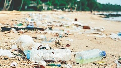 Goa beach garbage issue