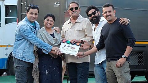 'देवमाणूस'मधून रेणुका शहाणे-सुबोध भावे भेटीला 
