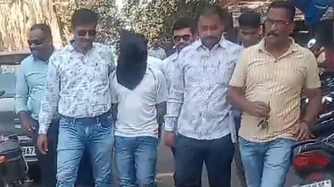 Raigad Crime | पेट्रोल बॉम्बस्फोटातील आरोपीला अटक, कॅम्पमधील गोंधळ असह्य झाल्याने केले कृत्य