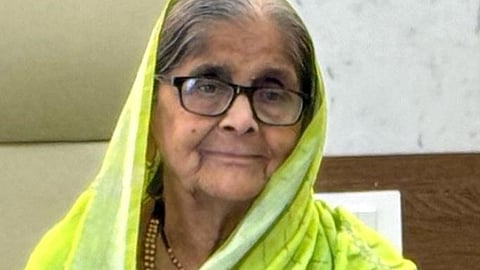 नर्मदाबाई धनसिंग पाटील 