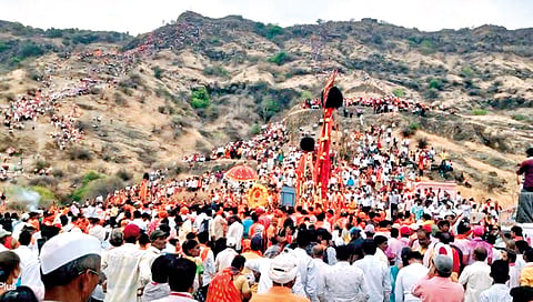 ‘हर हर महादेव’ गर्जनेने दुमदुमला मुंगीघाट