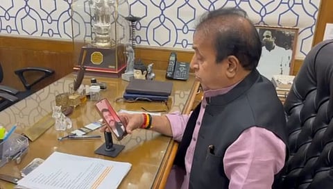 Citizens of Nagpur district stuck in Pahalgam, Anil Deshmukh interacted