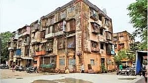 dangerous buildings in Thane