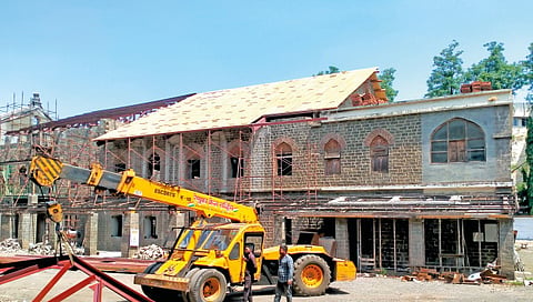 renovation-work-speeds-up-at-keshavrao-bhosale-theatre