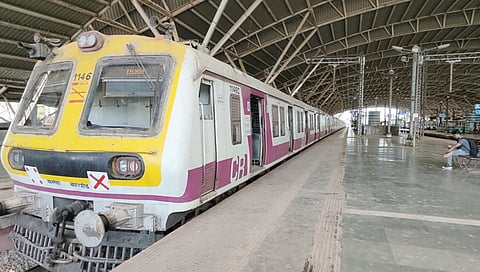 Railway disruption Mumbai