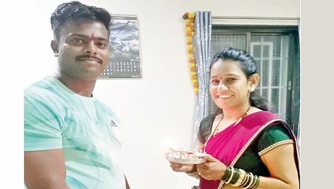 mangaon-soldier-deployed-to-battlefield-before-wedding-rituals