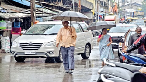kolhapur-heavy-rain-three-dam-areas-flooded-five-barrages-submerged