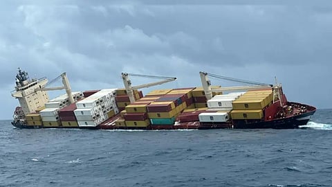 Cargo ship sinks Kerala