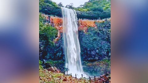 Sawatsada waterfall