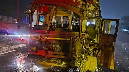 ST Bus Tipper Collision