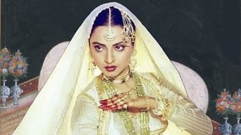 image of actress rekha 