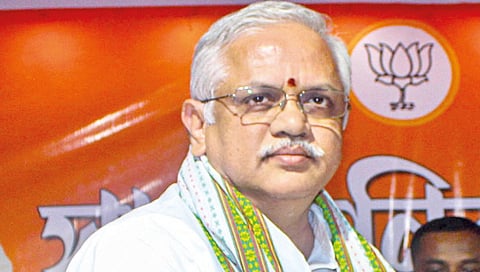 bl-santhosh-in-goa-meets-damu-naik-for-political-discussion
