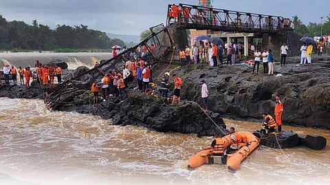 Pune Bridge Collapse