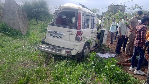 Charthana  Scorpio  Accident  