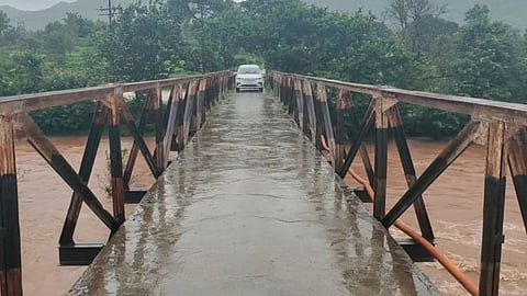 Dangerous Bridge