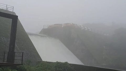 Venna Lake Overflow 