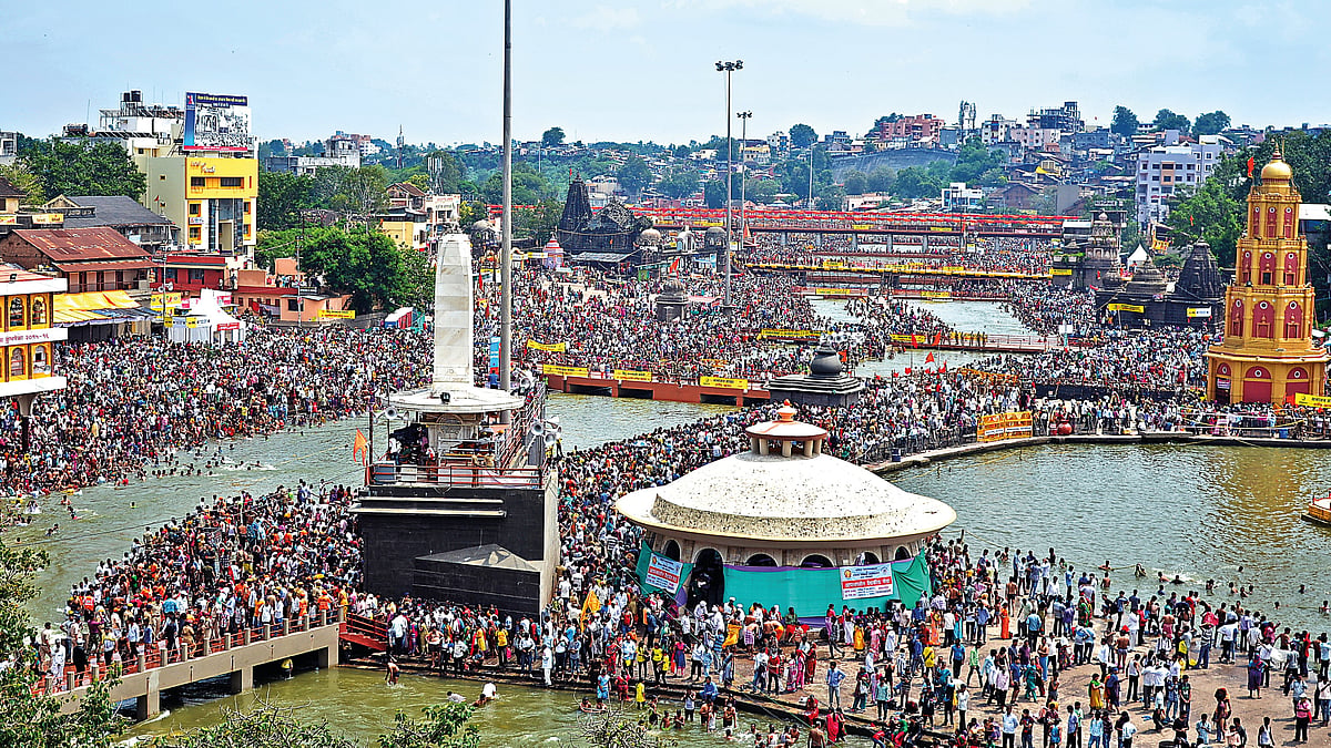 Simhastha Kumbh Mela | सिंहस्थ ध्वजारोहण सोहळ्यानिमित्त नाशिकमध्ये होणार दोन अनोखे विश्वविक्रम; गिनीज बुकमध्ये नोंद होणार