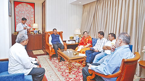 Devendra Fadnavis |