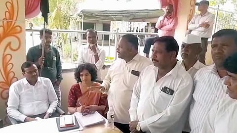 Pargaon farmers Protest