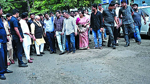 Nashik Potholes / एमआयडीसी खड्डे