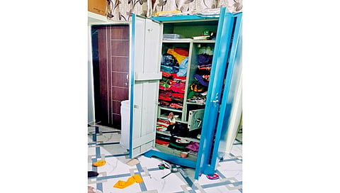 bungalow-robbery-in-pachgaon
