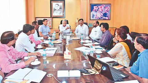 take positive decisions for city development Dr. pratap singh jadhav