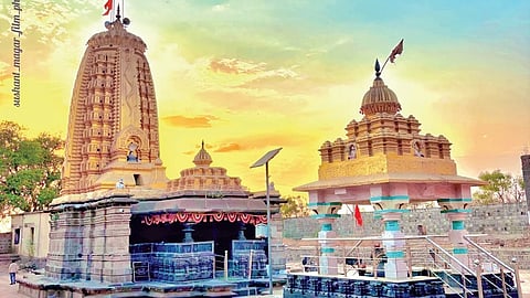 Nagnath Temple |