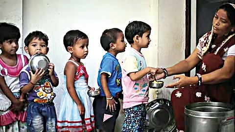 Amrut Ahar Yojana  :  निधीअभावी अमृत आहार योजनेचा बोजवारा