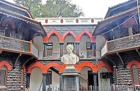 kolhapur-circuit-bench-inauguration-no-parking-no-hawkers-zone
