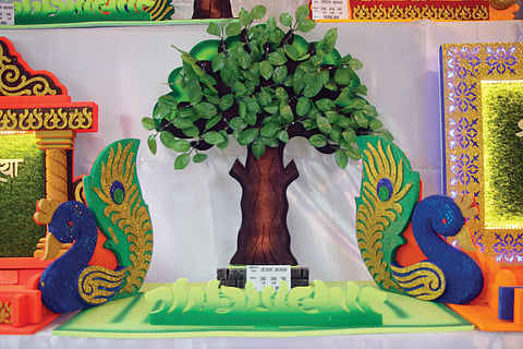 Eco-Friendly Makhar
