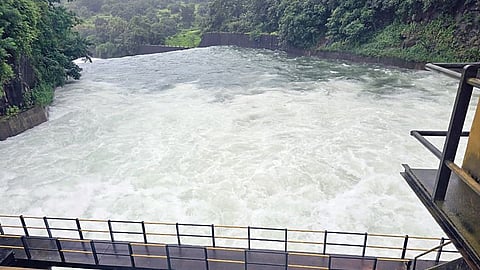 khadakwasla Dam
