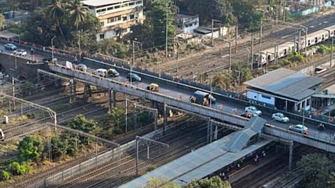 Elphinstone bridge demolition