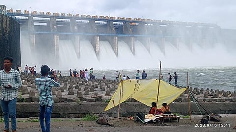 Upper Wardha dam water release