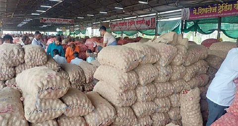 Alefata Onion Market