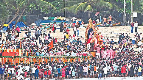 Lalbaugcha Raja Visarjan
