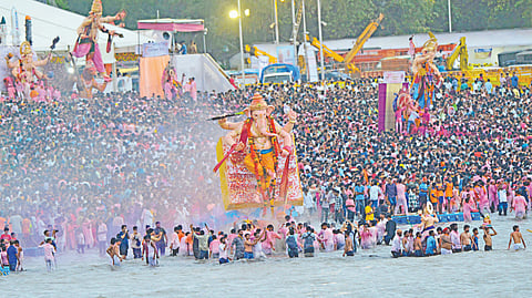 Mumbai Ganesh Visarjan