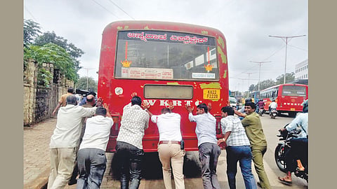 Electric Bus Delay