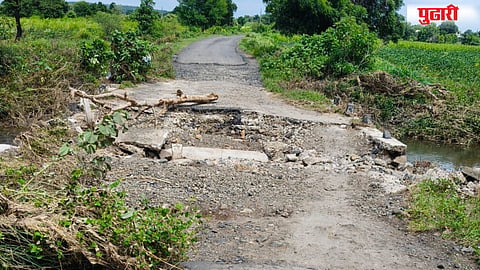 Godhamgaon Ancholi road washed away