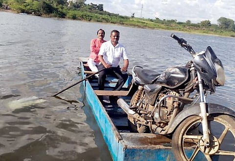 River bridge demand