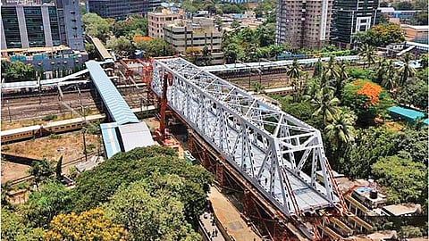 Mumbai LBS Road