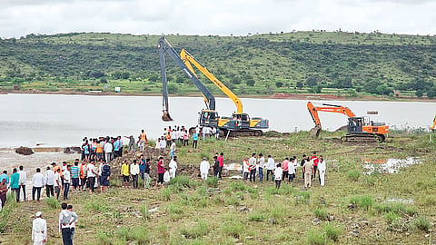 Mohri lake breach risk