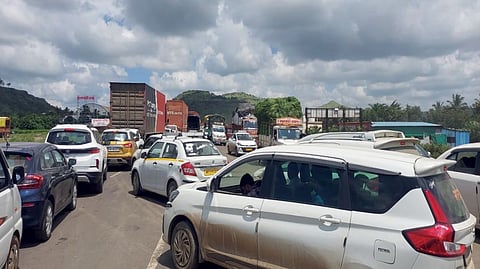 Ale khind traffic jam