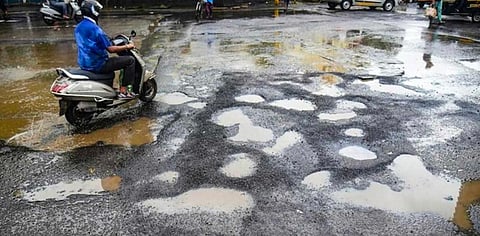 Vasai Virar pothole problem