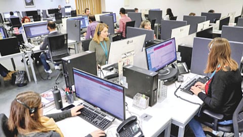 Fake Call Centers 