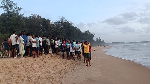 Sindhudurg Breaking 