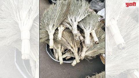 लक्ष्मीपूजनासाठी केरसुणीची मागणी वाढली; कच्च्या मालाअभावी किमतीत वाढ