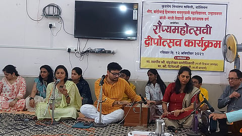 Chandibai College alumni 